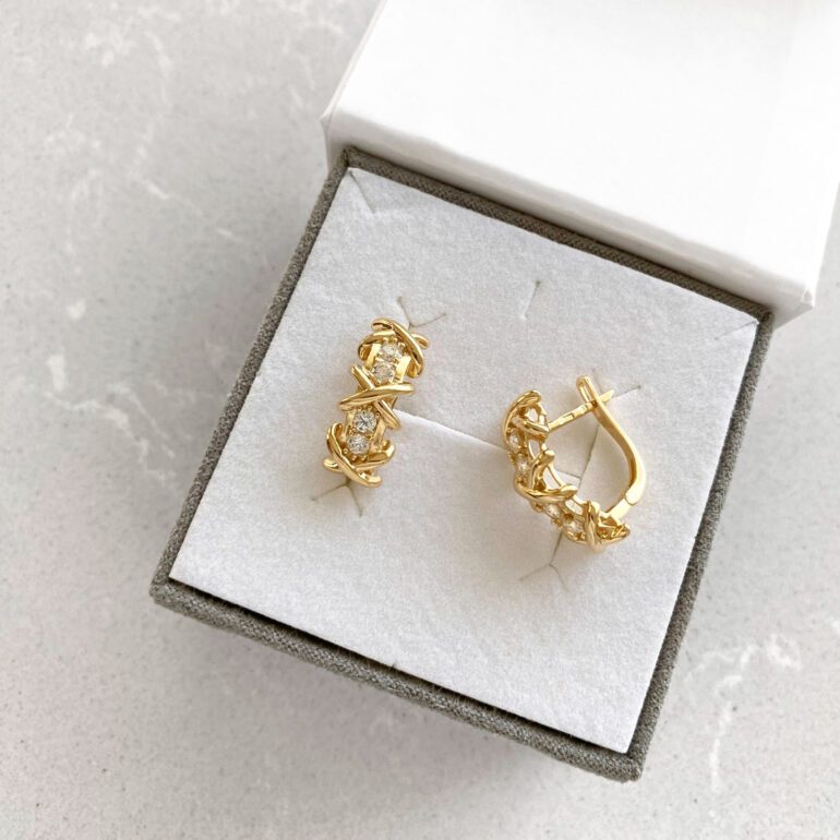 Yellow gold earrings with cubic zirconia