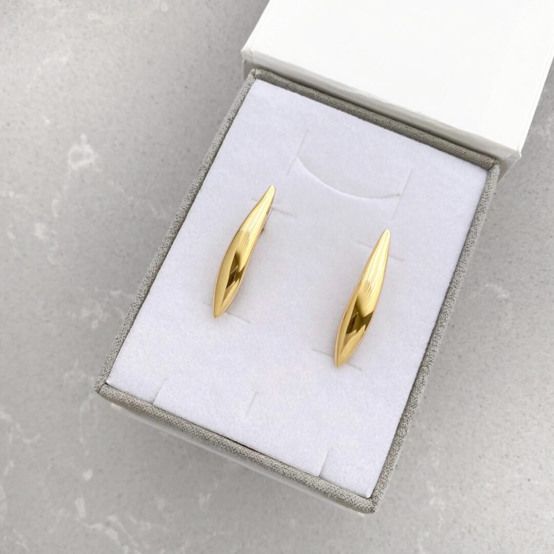 Yellow gold earrings