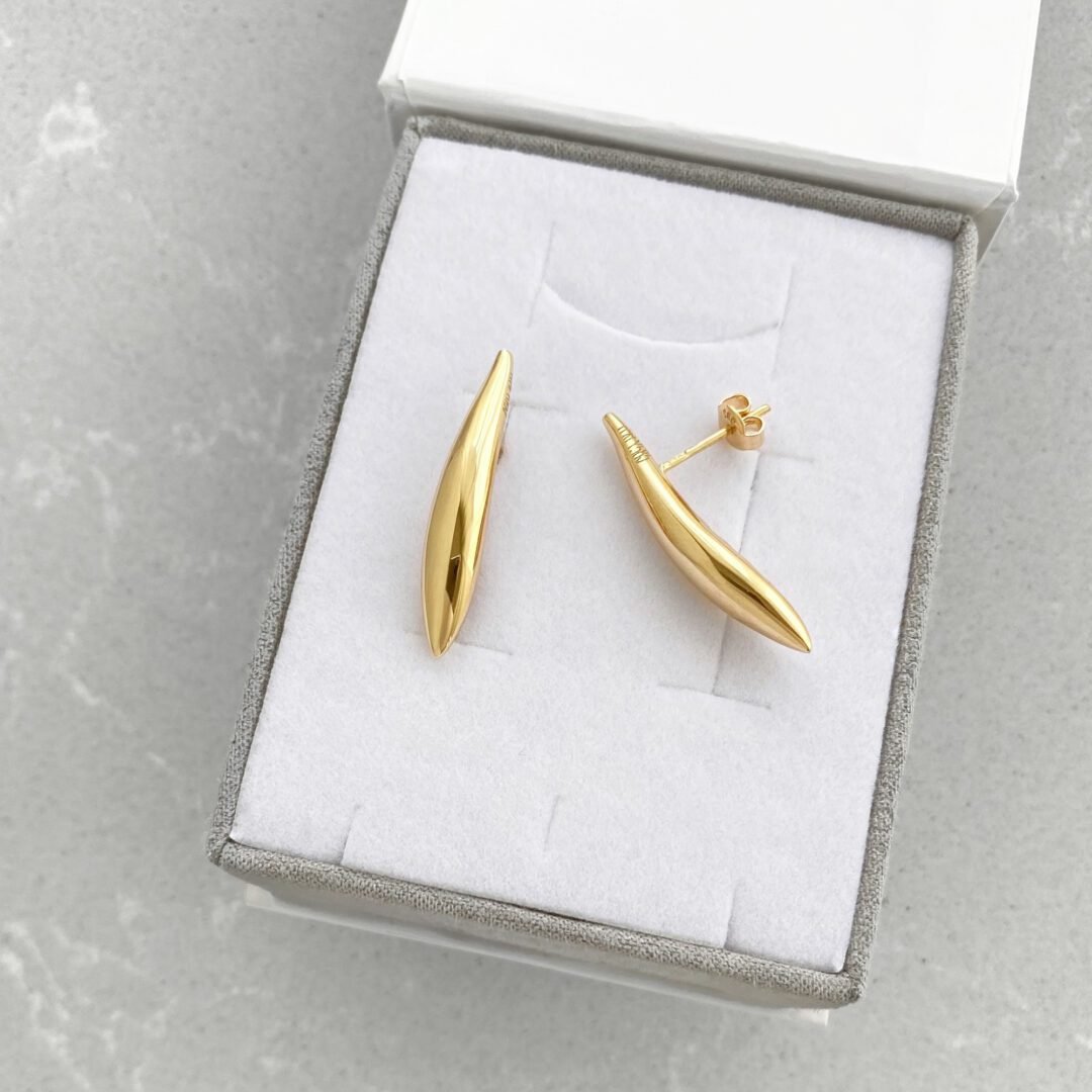 Yellow gold earrings