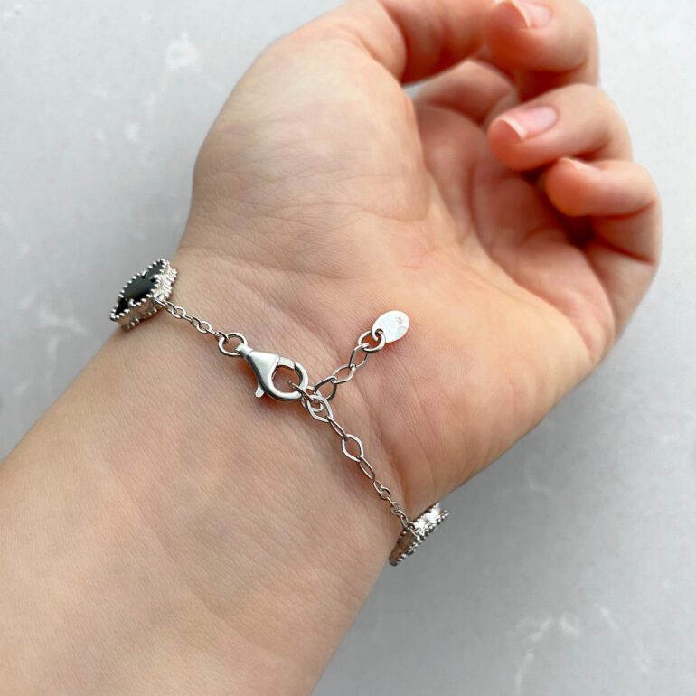 Sterling silver bracelet with onyx - four-leaf clover