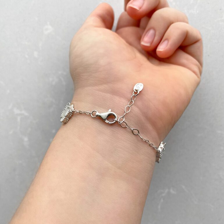 Sidabrinė apyrankė su perlamutru - keturlapis dobilas