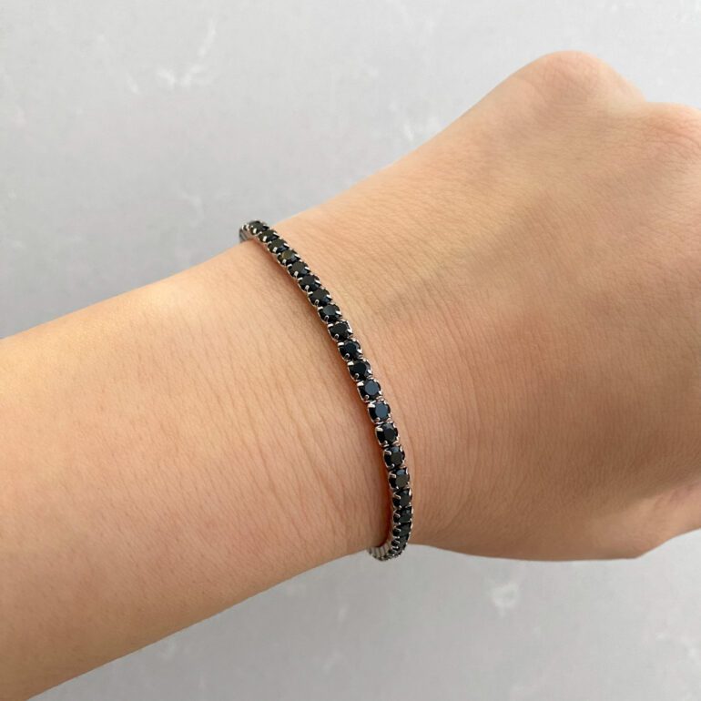 Sidabrinė Tennis apyrankė su juodais cirkoniais