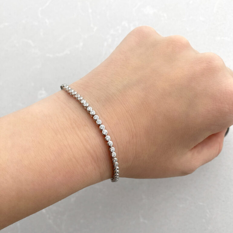 Sidabrinė Apyrankė Su Cirkoniais