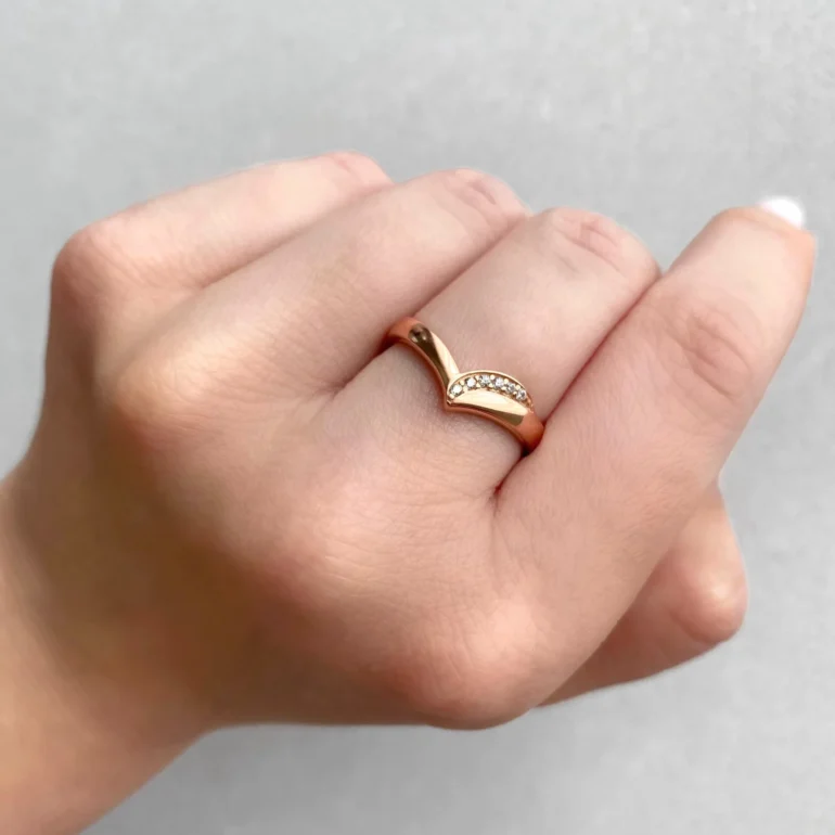 Auksinis Žiedas Su Cirkoniais