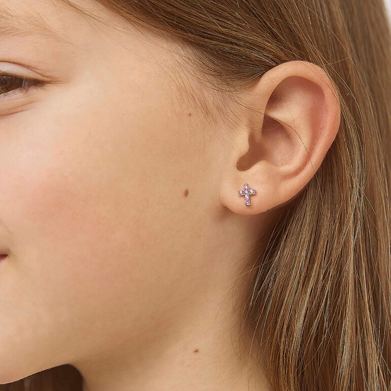 Vaikiški sidabriniai auskarai su cirkoniais – kryželiai