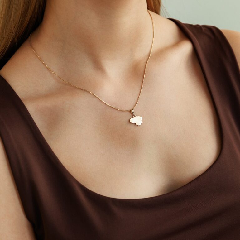 Geltono Aukso Pakabukas - Lietuva