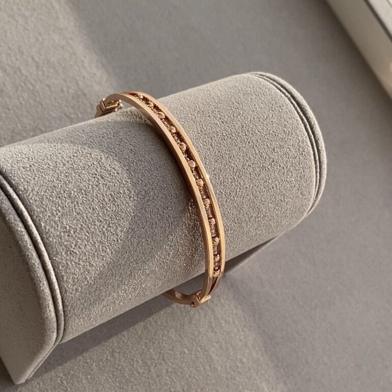 Rose gold bracelet