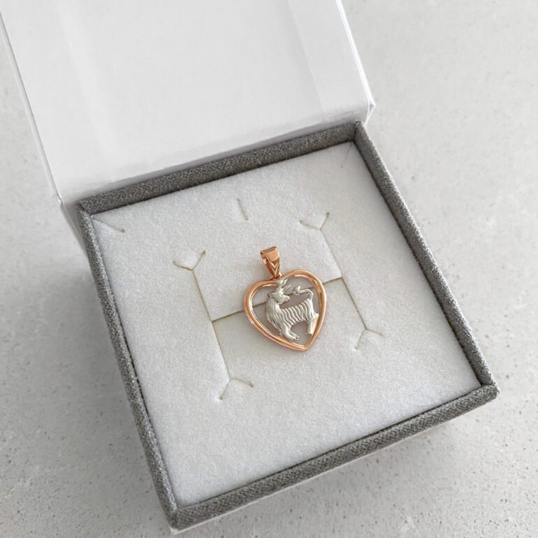 Auksnis Pakabukas - Zodiako Ženklas Jautis