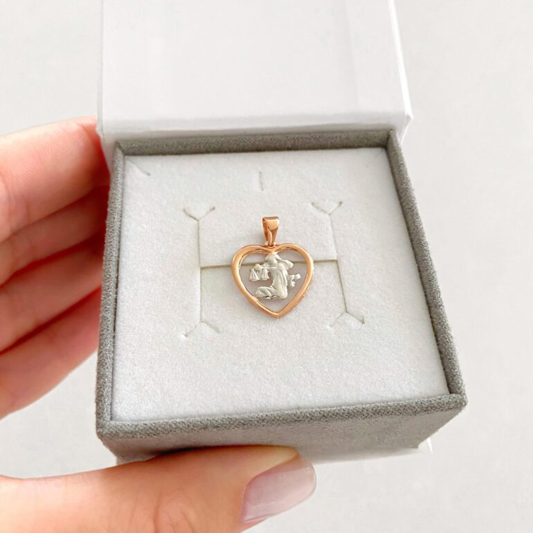 Auksinis Pakabukas - Zodiako Ženklas Svarstyklės