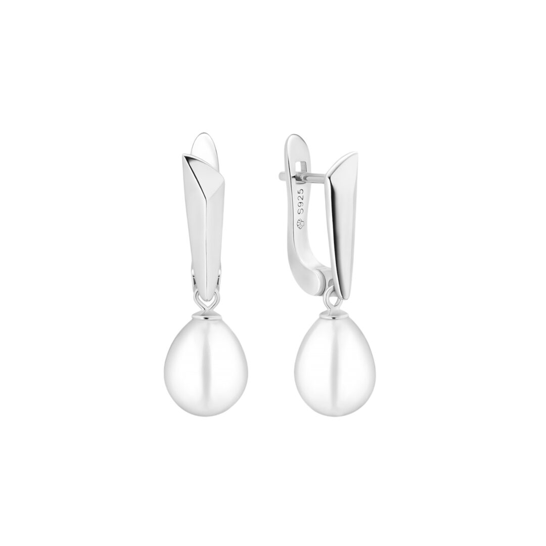 Sterling silver earrings with pearls