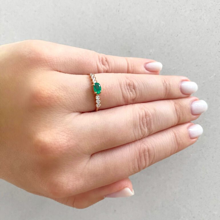 Rose gold ring with green quartz and cubic zirconia
