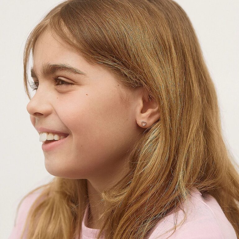 Vaikiški sidabriniai auskarai - širdutės