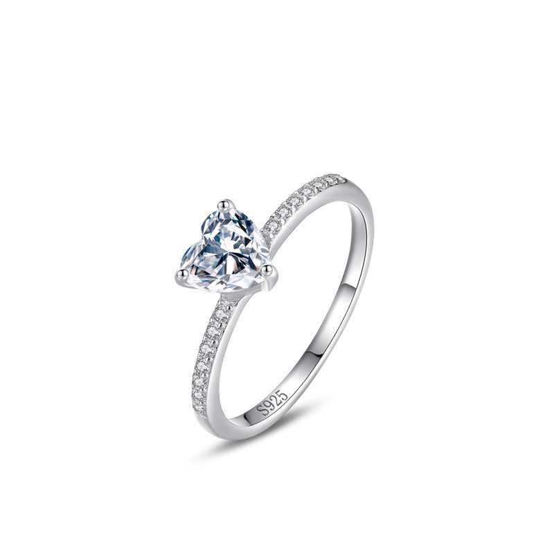 Sterling silver ring with cubic zirconia - heart