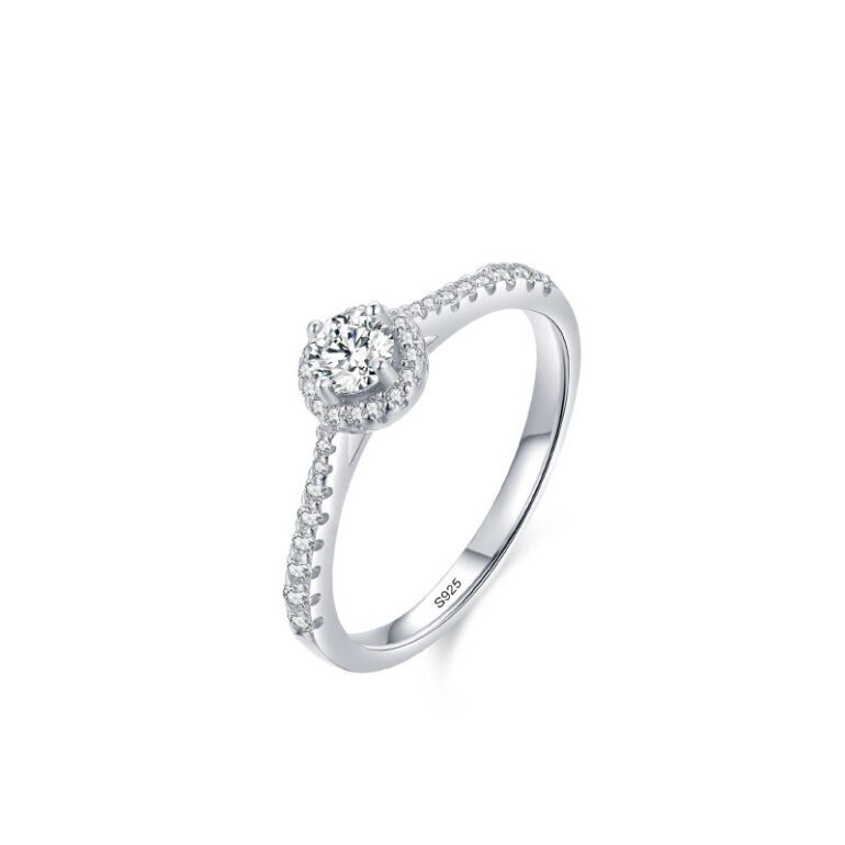 Sterling Silver Ring With Cubic Zirconia