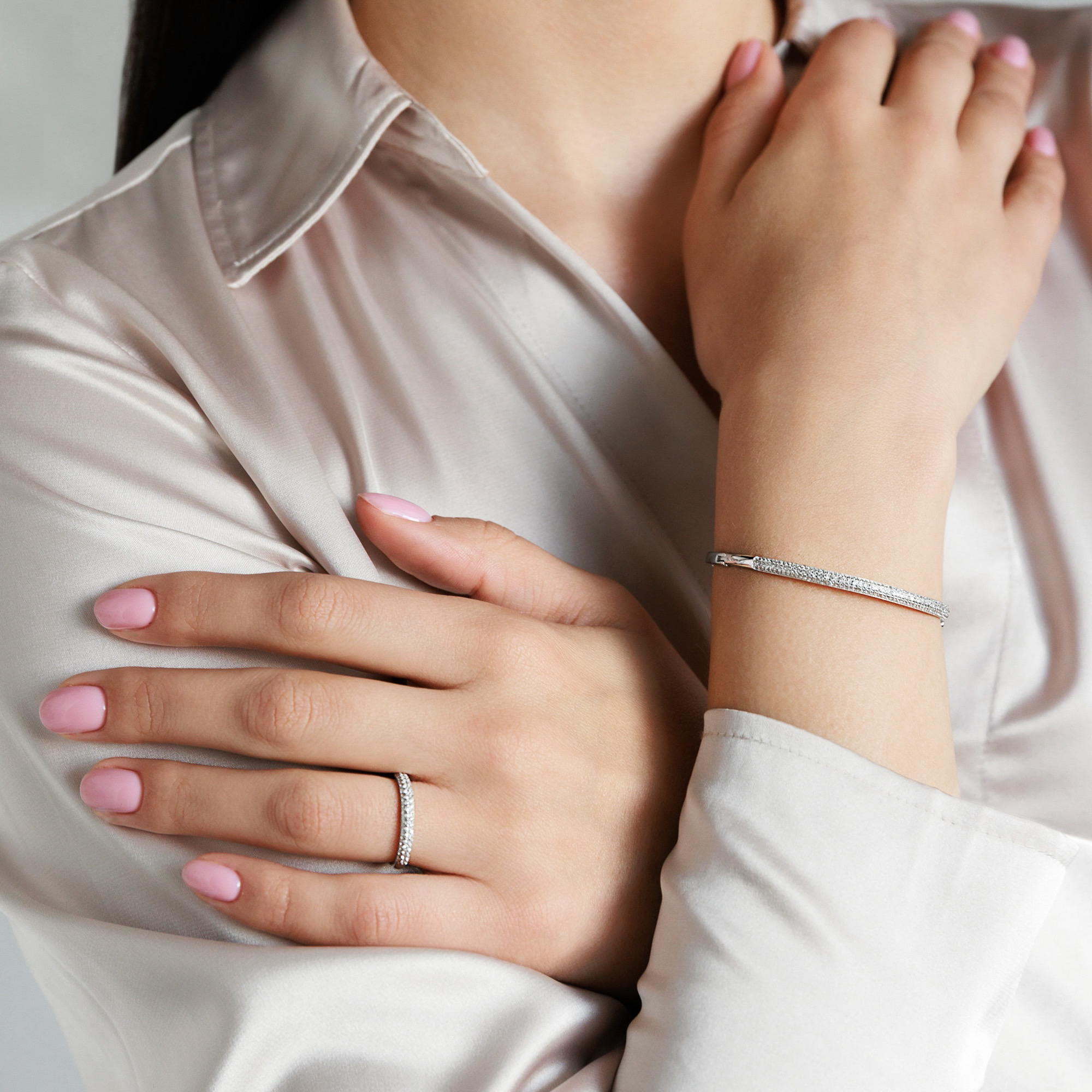 Sidabrinis žiedas su cirkoniais