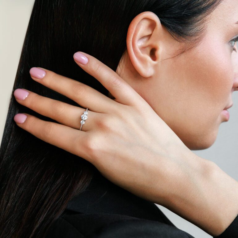 Sidabrinis žiedas su cirkoniais