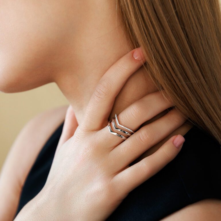 Sidabrinis žiedas su cirkoniais