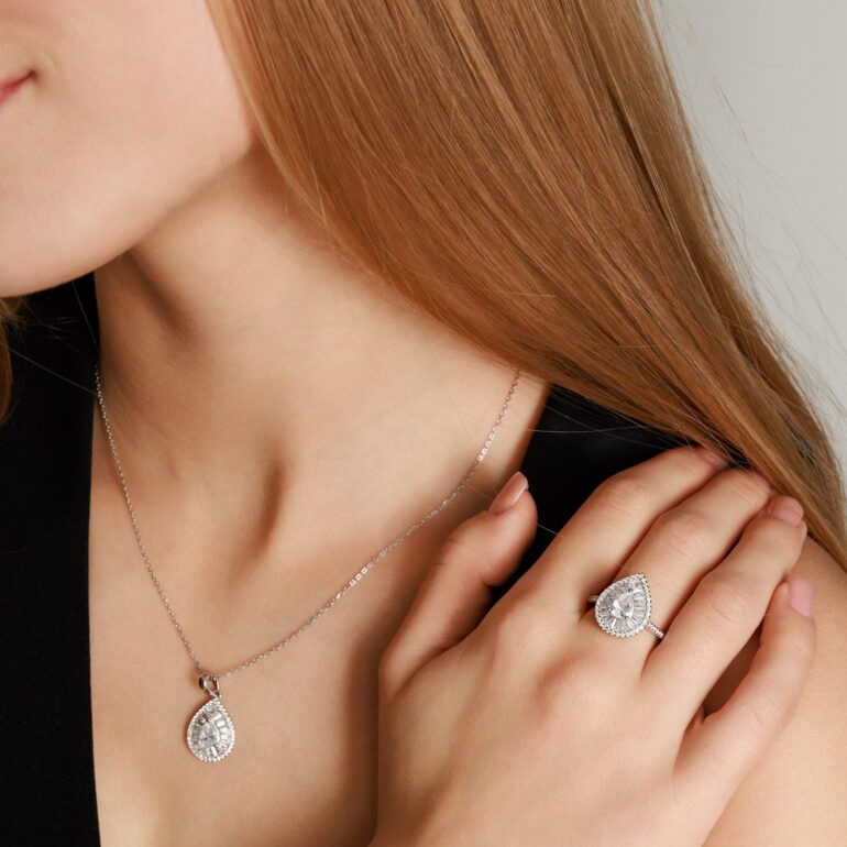 Sterling Silver Ring With Cubic Zirconia