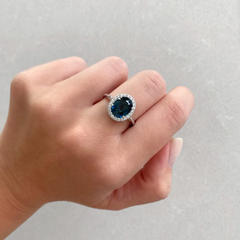 Sidabrinis Žiedas Su London Blue Topazu