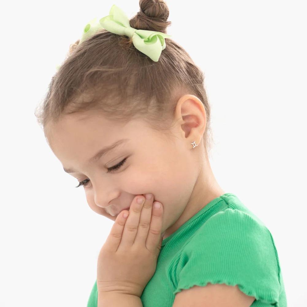 Vaikiški sidabriniai užsukami auskarai – zodiako ženklas Dvyniai