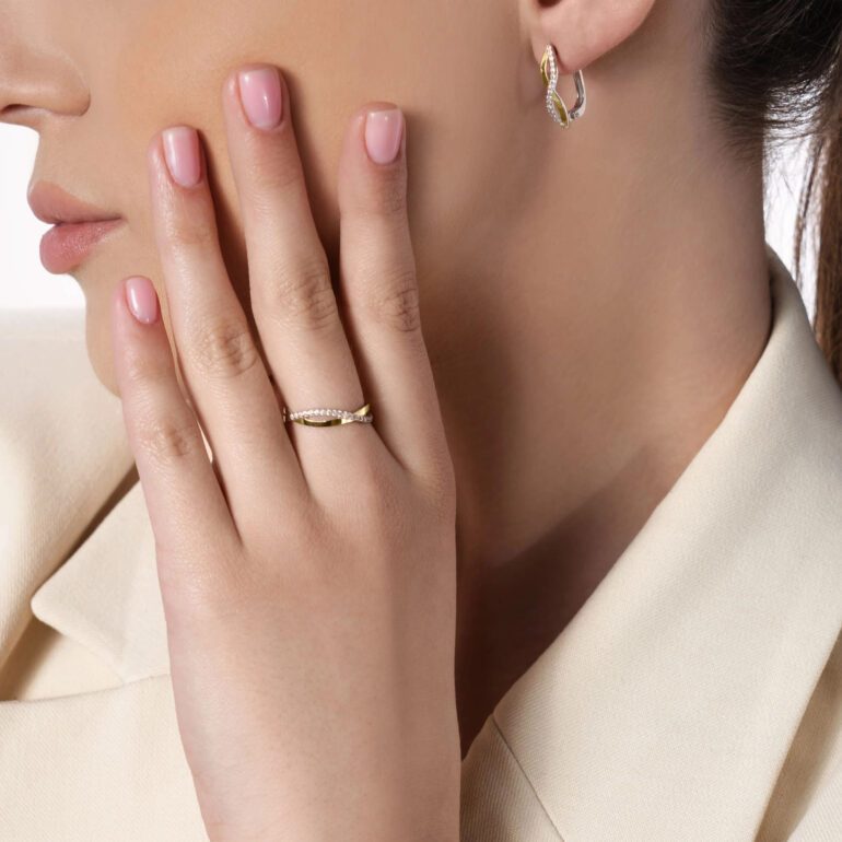 Auksu dengti sidabriniai auskarai su cirkoniais