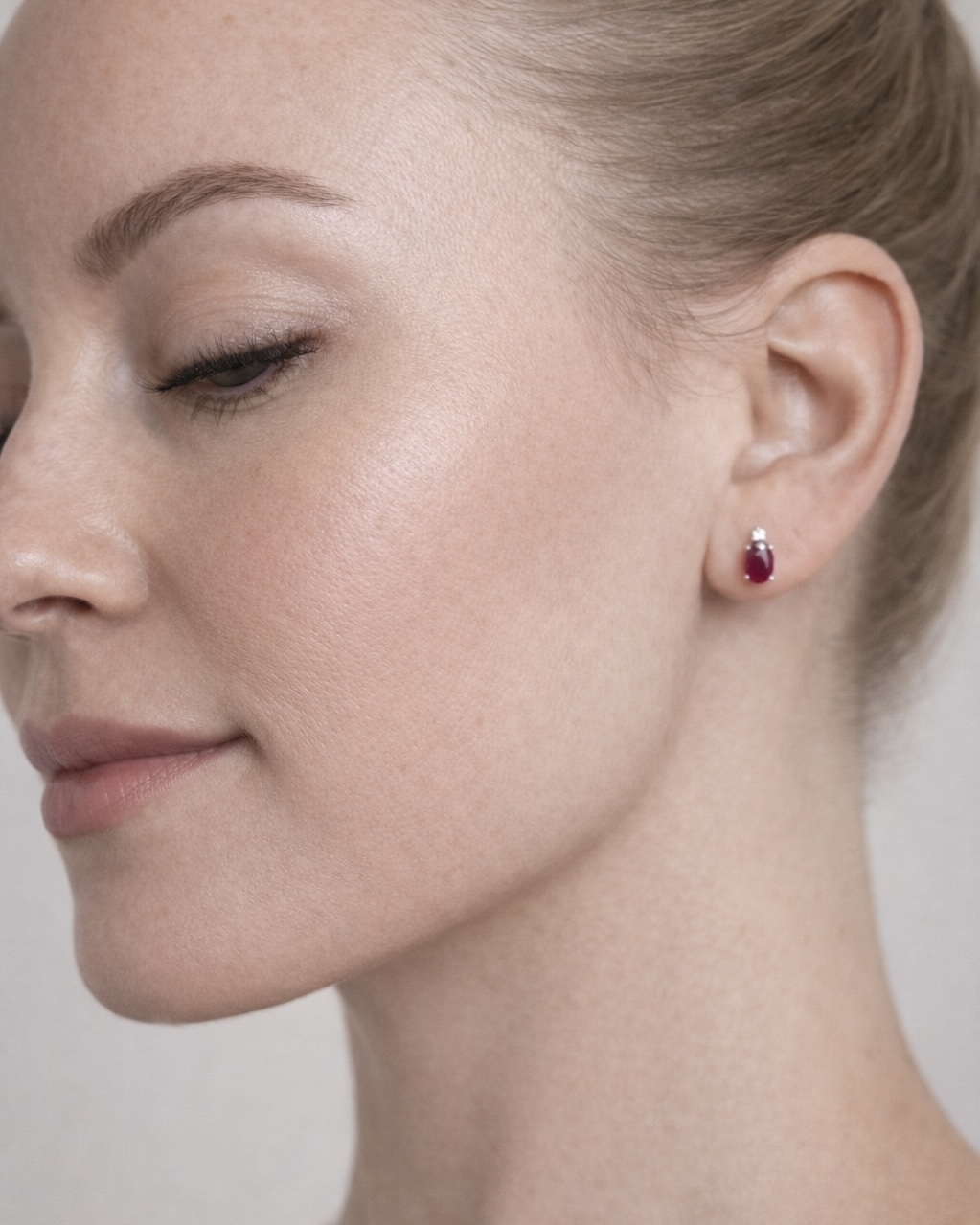 Sidabriniai Auskarai Su Rubinais