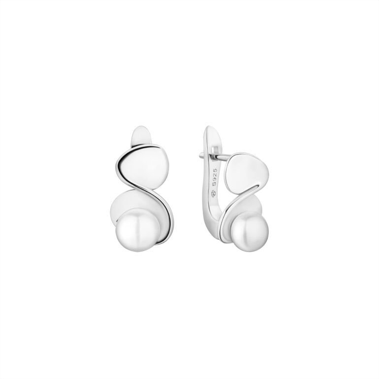 Sidabriniai auskarai su natūraliais gėlavandeniais perlais